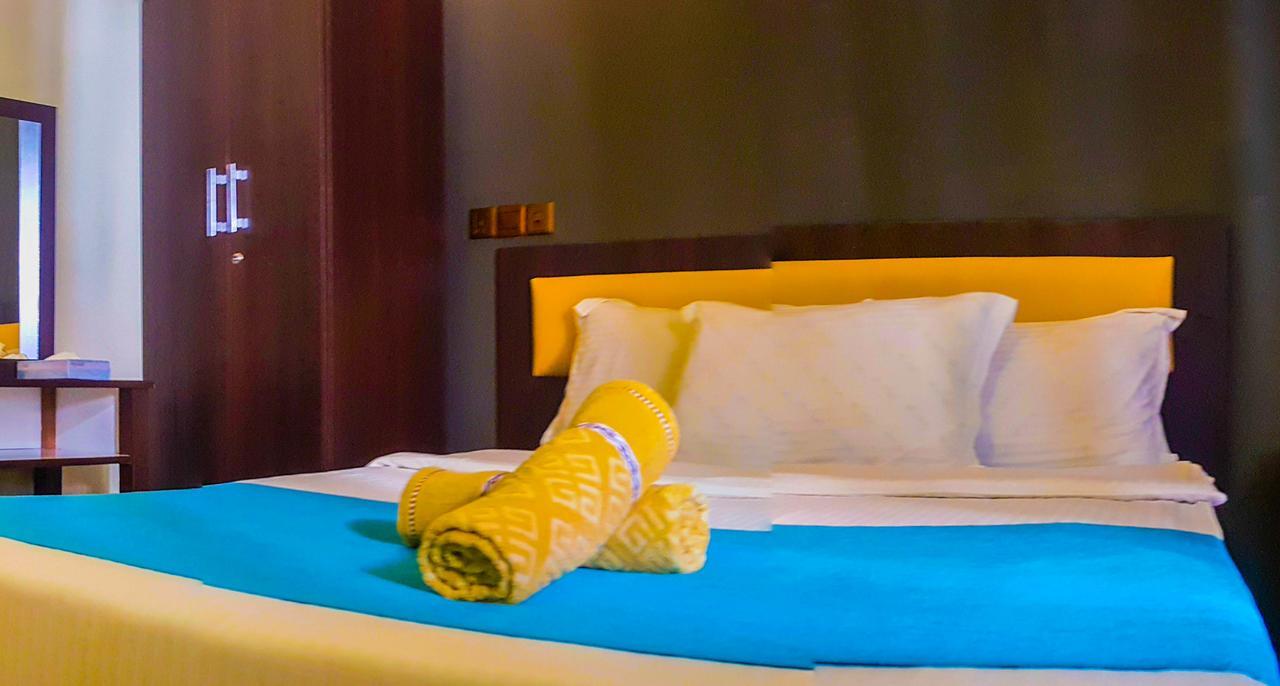 Seasunbeach Hotel Maldives Хулхумале Экстерьер фото