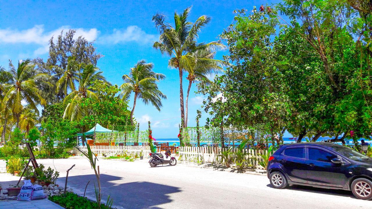 Seasunbeach Hotel Maldives Хулхумале Экстерьер фото